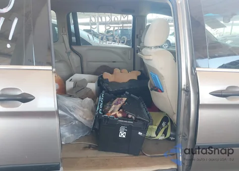 2010 Honda Odyssey Lx z USA, uszkodzony, nr VIN 5FNRL3H29AB004878